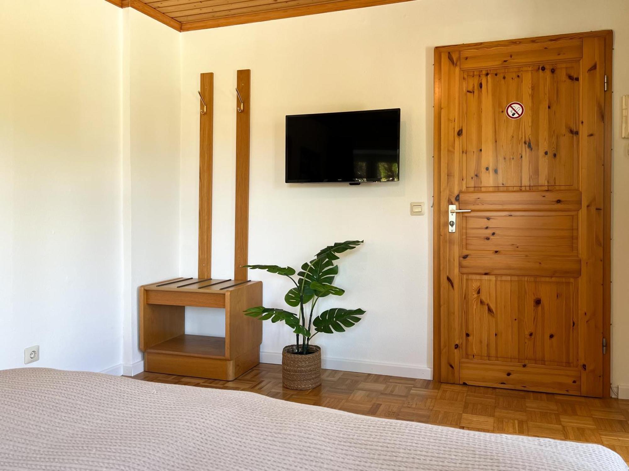 Schwarzwald Apartments Im Haus Tanneck - Feldberg - Titisee ภายนอก รูปภาพ